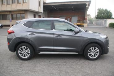 SPOTICAR Hyundai Tucson 1.7 Crdi 2wd 115cv Xpossible Usata - Suv Diesel Grigio - Giarre - 502463317_5
