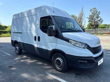 SPOTICAR Iveco Daily 35s12 V 3520 H2 Usata - Veicoli Commerciali Diesel Bianco - Torino - 1202506367_3