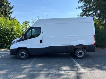 SPOTICAR Iveco Daily 35s12 V 3520 H2 Usata - Veicoli Commerciali Diesel Bianco - Torino - 1202506367_4