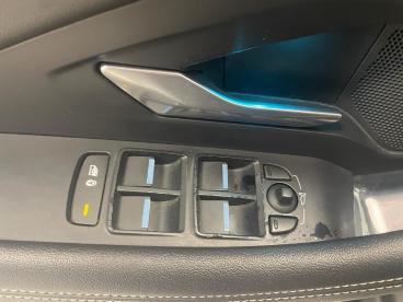 SPOTICAR Jaguar E-pace 2017 2.0d I4 R-dynamic S Awd 150cv Auto My19 Usata - Suv Diesel Bianco - Carini - 502259990_4