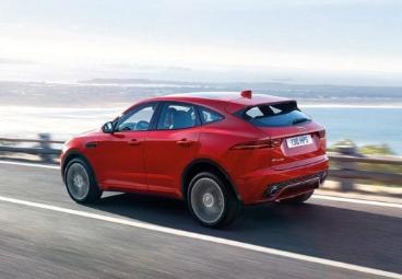 SPOTICAR Jaguar E-pace 2017 2.0d I4 R-dynamic S Awd 150cv Auto Usata - Suv Diesel Bianco - Lancusi - 502492672_5