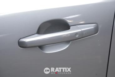 SPOTICAR Jaguar F-pace 2.0d I4 Mhev 204cv R-dynamic Black Awd Auto + Tett Usata - Suv Ibrido Grigio - Barzago - 1202411988_5