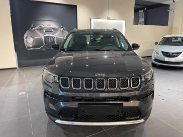 SPOTICAR Jeep Compass E-hybrid My24 Altitude1.5 Turbo T4 E-hybrid 130cv Usata - Suv Ibrido Grigio - Bollengo - 502288145_2