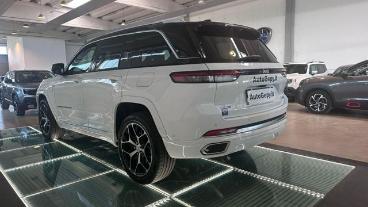 SPOTICAR Jeep Cherokee Grand Cherokee 2.0 Phev Atx 4xe Summit Reserve Km0!!!! Usata - Suv Ibrido Bianco - Reggio Emilia - 602458276_4