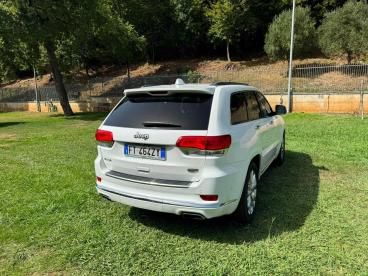 SPOTICAR Jeep Cherokee Grand Cherokee Iv 2017 3.0 V6 Summit 250cv Auto My19 Usata - Suv Diesel Bianco - Lancusi - 502493204_4