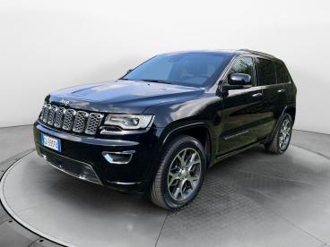 SPOTICAR Jeep Cherokee Grand Cherokee 3.0 V6 250cv Overland Auto Usata - Suv Diesel Nero - Lancusi - 502503972_1