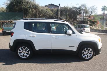 SPOTICAR Jeep Renegade 1.6 Mjt 120 Cv Limited Usata - Suv Diesel Bianco - Giarre - 502407810_4
