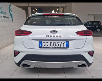 SPOTICAR Kia Ceed Cee-d Xceed 2019 Xceed 1.0 T-gdi Style Techno Pack 120cv Usata -  Benzina Bianco - Tortoreto - 502221582_4