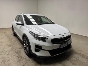 SPOTICAR Kia Ceed Cee-d Xceed 2019 Xceed 1.0 T-gdi High Tech Adas Pack Gpl Usata - Suv Gpl-metano Bianco - Biella - 502268480_1