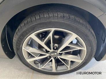 SPOTICAR Kia Niro 1.6 Gdi Hev Evolution Dct My20 Usata - Suv Ibrido Nero - Modugno - 1202339787_5