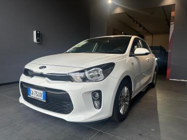 SPOTICAR Kia Rio Iv 1.2 Evolution Gpl 82cv Usata - City Car Benzina Bianco - Bollengo - 502394325_3