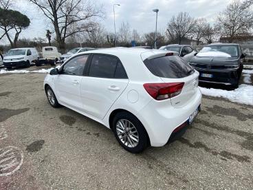 SPOTICAR Kia Rio 1.2 Dpi 82 Cv Ecogpl Style Usata - City Car Benzina Bianco - Faenza - 1202417532_4