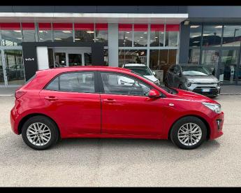 SPOTICAR Kia Rio 1.0 T-gdi Mhev Style 100cv Imt Usata - City Car Ibrido Rosso - Terni - 1202470092_4