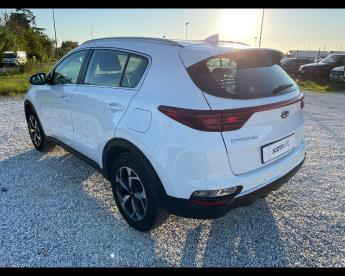 SPOTICAR Kia Sportage Iv 2018 Benzina 1.6 Ecogpl Business Class 2wd 1 Usata - Suv Gpl-metano Bianco - Venturina Terme - 502294084_2