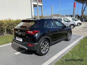 SPOTICAR Kia Stonic 1.6 Crdi Style Design Pack 115cv My18 Usata - Suv Diesel Nero - Modugno - 1202364606_5