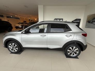 SPOTICAR Kia Stonic  Usata - Suv Benzina Argento - Arezzo - 602393952_5