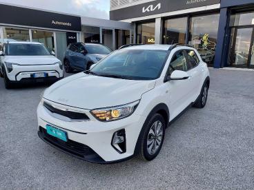 SPOTICAR Kia Stonic 1.2 Dpi Style Tt Usata - Suv Benzina Bianco - Trapani - 1202394265_1