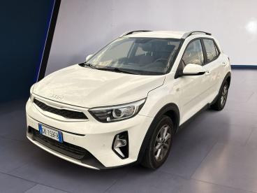 SPOTICAR Kia Stonic 1.2 Dpi Urban 84cv Usata - Suv Benzina Bianco - Lancusi - 502402776_1