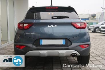 SPOTICAR Kia Stonic 1.0 T-gdi 100cv Mhev Imt Style Usata - Suv Ibrido Blu - Mestre - 502403314_3