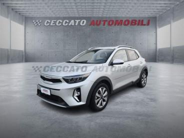 SPOTICAR Kia Stonic 1.2 Mpi Style 79cv Usata - Suv Benzina Argento - Albignasego - 502405022_1