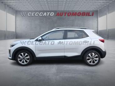 SPOTICAR Kia Stonic 1.2 Mpi Style 79cv Usata - Suv Benzina Argento - Albignasego - 502405022_2