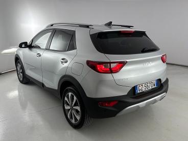 SPOTICAR Kia Stonic 1.2 Mpi Style 79cv Usata - Suv Benzina Argento - Parma - 1202406658_4
