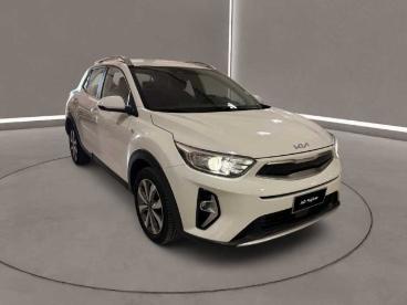 SPOTICAR Kia Stonic - 1.0 T-gdi 100 Cv Mhev Imt Style Usata - Suv Ibrido Bianco - Caltanissetta - 502408289_3