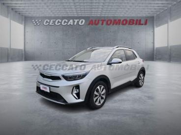 SPOTICAR Kia Stonic 1.2 Mpi Style 79cv Usata - Suv Benzina Argento - Albignasego - 502408819_1