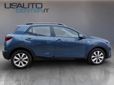 SPOTICAR Kia Stonic 1.2 Dpi Style Usata - Suv Benzina Grigio - Gavirate - 502429977_3