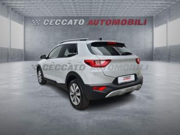 SPOTICAR Kia Stonic 1.2 Mpi Style 79cv Usata - Suv Benzina Argento - Thiene - 502449082_3