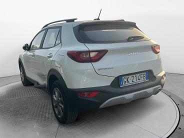 SPOTICAR Kia Stonic 1.2 Dpi Urban 84cv Usata - Suv Benzina Bianco - Lancusi - 502478978_3