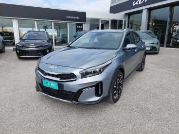 SPOTICAR Kia Xceed 1.6 Crdi 136 Cv Mhev Business Usata - Berlina Diesel Argento - Trapani - 1202393142_1