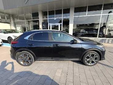 SPOTICAR Kia Xceed Phev 1.6 Plug-in Hybrid 141cv Dct Hightech Usato Usata - Berlina Ibrido Plug-in Nero - Magenta - 1202393159_4