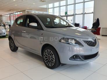 LANCIA CERTIFIED Lancia Ypsilon 1.0 Firefly Hybrid Alberta Ferretti S And S 70cv 5 Usata - City Car Ibrido Grigio - Belluno - 2187445_5