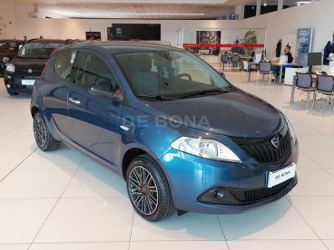 LANCIA CERTIFIED Lancia Ypsilon 1.0 Firefly Hybrid Silver Plus S And S 70cv Usata - City Car Ibrido Bianco - Belluno - 2187455_5