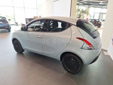 LANCIA CERTIFIED Lancia Ypsilon 1.0 Firefly Hybrid Silver S And S 70cv Usata - City Car Ibrido Verde - Belluno - 2187456_4