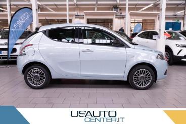 LANCIA CERTIFIED Lancia Ypsilon 1.0 Firefly 70 Cv Start And Stop Hybrid Gold Usata - City Car Ibrido Verde - Milano - 2228979_3