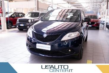 LANCIA CERTIFIED Lancia Ypsilon Ypsi Mid 1.2 Bz.  L1 5p.gs.5m.i/ce Usata - City Car Benzina Blu - Milano - 2256516_1