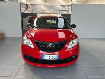 LANCIA CERTIFIED Lancia Ypsilon 1.2 69 Cv 5 Porte S And S Elefantino Blu Usata - City Car Benzina Rosso - Vercelli - 2258247_2