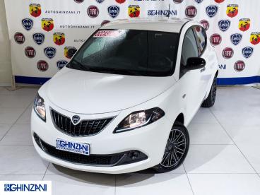 LANCIA CERTIFIED Lancia Ypsilon 1.0 Hybrid 70 Cv S And S Gold Neo Patentati - Prez Usata - City Car Ibrido Bianco - Calusco Dadda - 2260951_2