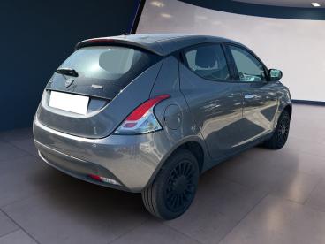 LANCIA CERTIFIED Lancia Ypsilon Iii 2021 1.0 Firefly Hybrid Gold S And S 70cv Usata - City Car Ibrido Grigio - Torino - 2270266_5