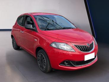 LANCIA CERTIFIED Lancia Ypsilon Iii 2021 1.0 Firefly Hybrid Gold S And S 70cv Usata - City Car Ibrido Rosso - Torino - 2270274_2