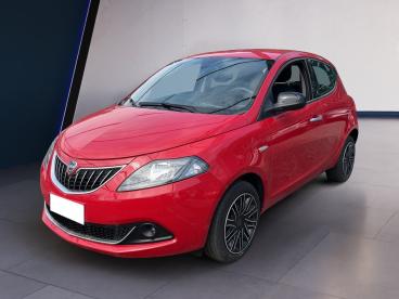 LANCIA CERTIFIED Lancia Ypsilon Iii 2021 1.0 Firefly Hybrid Gold S And S 70cv Usata - City Car Ibrido Rosso - Torino - 2270274_3