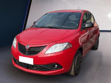 LANCIA CERTIFIED Lancia Ypsilon Iii 2015 1.0 Hybrid Gold S And S 70cv Usata - City Car Ibrido Rosso - Torino - 2270278_2
