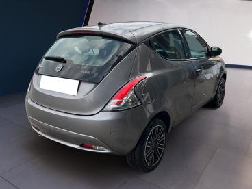 LANCIA CERTIFIED Lancia Ypsilon Iii 2021 1.0 Firefly Hybrid Gold S And S 70cv 5p.t Usata - City Car Ibrido Grigio - Torino - 2270281_4