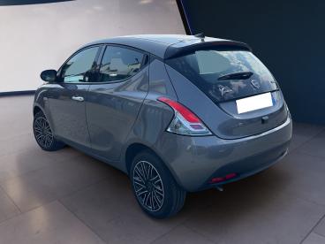 LANCIA CERTIFIED Lancia Ypsilon Iii 2021 1.0 Firefly Hybrid Gold S And S 70cv Usata - City Car Ibrido Grigio - Torino - 2270286_5