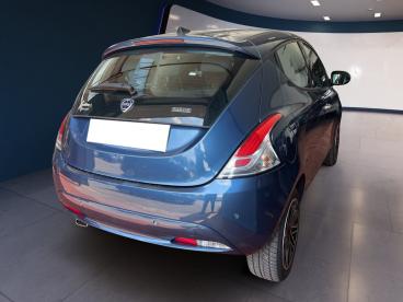 LANCIA CERTIFIED Lancia Ypsilon Iii 2021 1.0 Firefly Hybrid Gold S And S 70cv Usata - City Car Ibrido Blu - Torino - 2270300_5