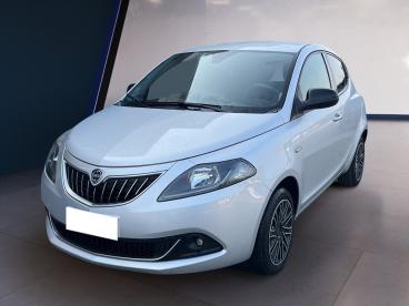 LANCIA CERTIFIED Lancia Ypsilon Iii 2021 1.2 Gold Gpl 69cv Usata - City Car  Grigio - Torino - 2270332_2