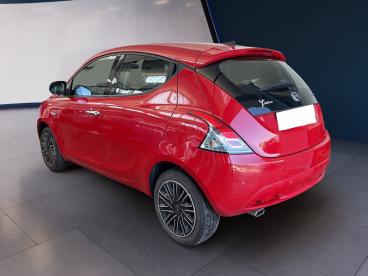 LANCIA CERTIFIED Lancia Ypsilon Iii 2021 1.0 Firefly Hybrid Gold S And S 70cv Usata - City Car Ibrido Rosso - Torino - 2270335_5