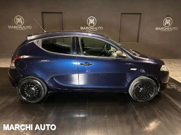 LANCIA CERTIFIED Lancia Ypsilon 1.2 69 Cv + Gpl 5 Porte Elefantino Blu Usata - City Car  Blu - Bastia Umbra - 2271369_4